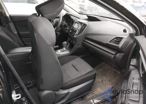 2021 Subaru Impreza 5-Door z USA, uszkodzony, nr VIN 4S3GTAB64M3709564